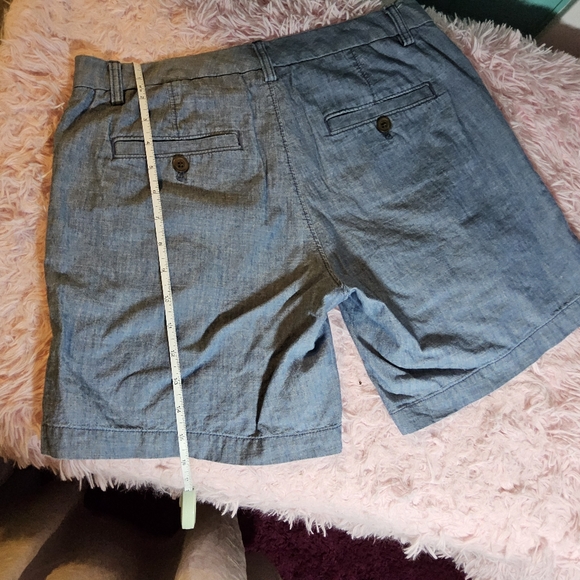 Banana Republic cargo shorts size 4 - Picture 4 of 4